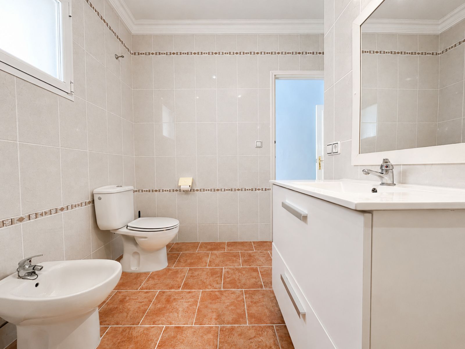 MIGFMMS3J - Single-storey bungalow close to the beach, shops, restaurants and amenities in Moraira