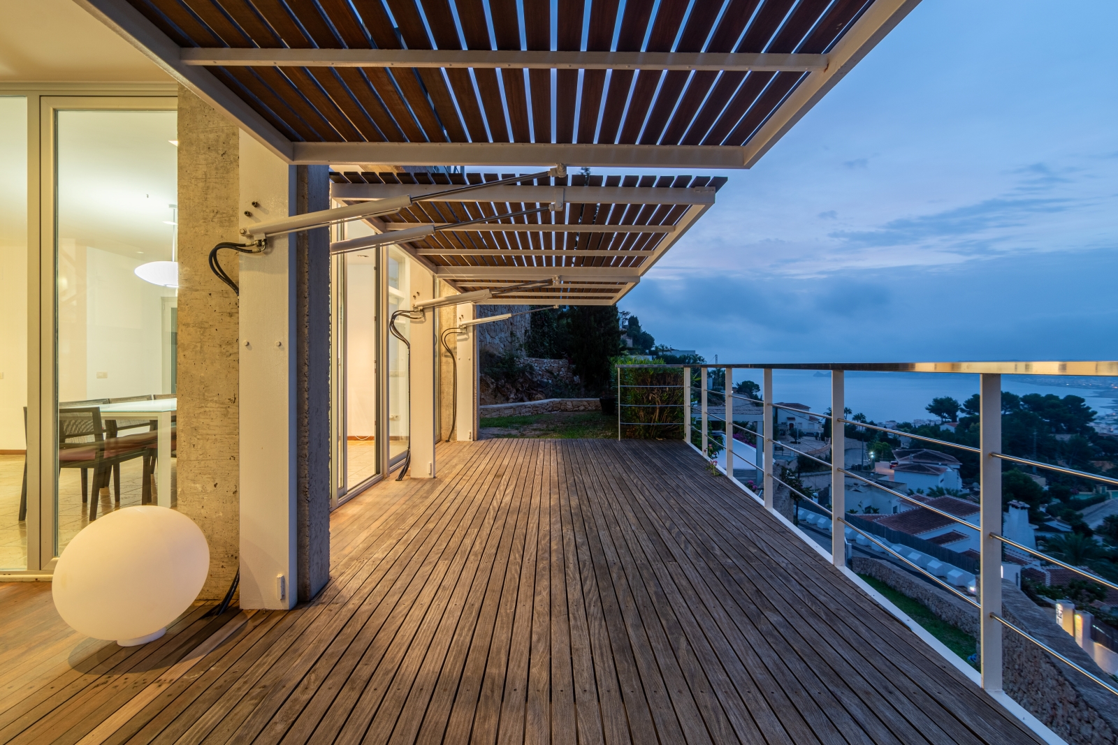 Design villa met zeezicht in ´La Corona´